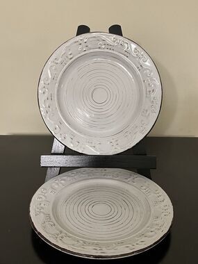 Set Of 2 8” Rustic Farmhouse Trellis White Pfaltzgraff Salad Plates